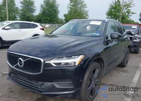2019 Volvo Xc60 T5 Momentum z USA, uszkodzony, nr VIN LYV102RK9KB197552